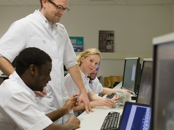 Studenten volgen na intake de Master Advanced Health Informatics Practice