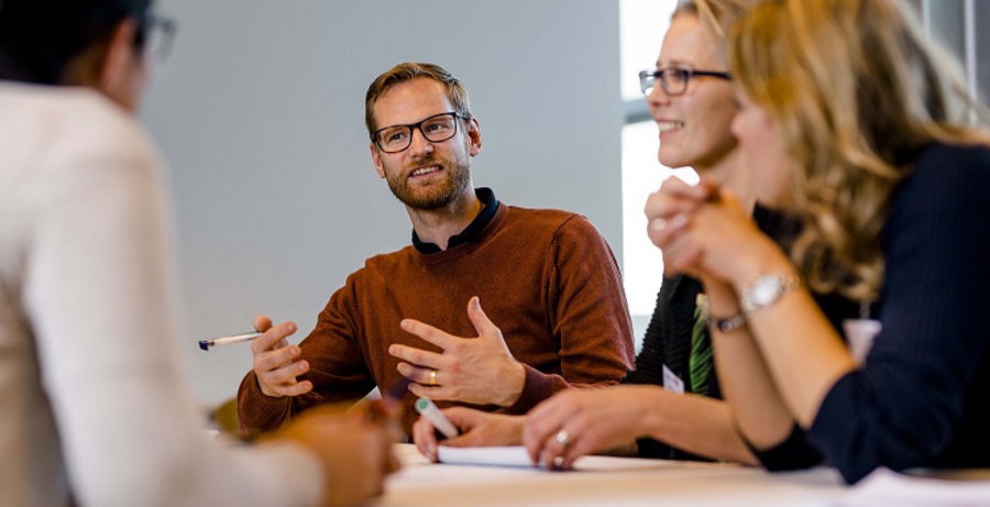 Coachingsvaardigheden voor schoolopleiders opdoen