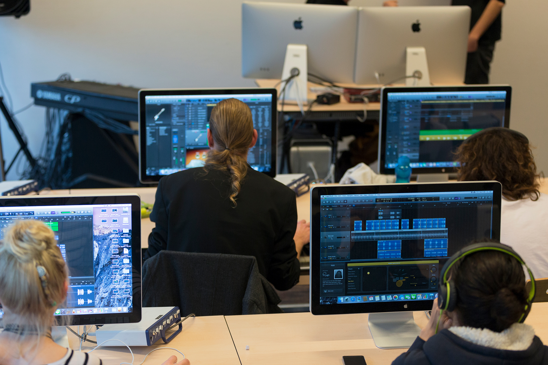 Getting the most out of Associate degree Electronic Music