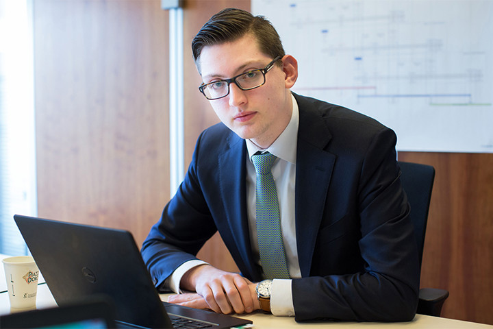 Student van financial services management hbo