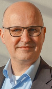 Peter  van den Heuvel