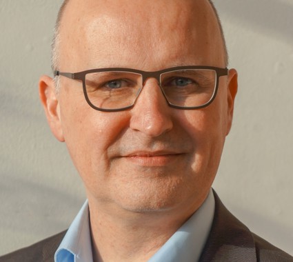 Peter  van den Heuvel