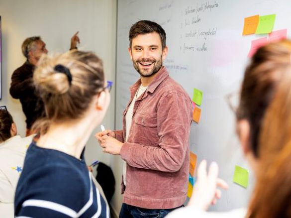 Een voordeel van hbo-onderwijs is dat je de theorie direct toepast in de praktijk