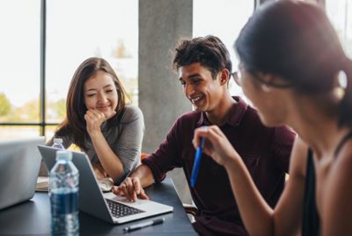 Tips voor studentenkamer zoeken Studenten willen samen een studentenkamer zoeken op Inholland-locatie