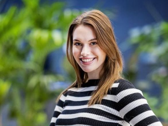 Ontdek bij Studeren bij Hogeschool Inholland welke interessegebieden bij jou passen Student weet door de interessegebieden welke hbo-opleiding ze wilt volgen