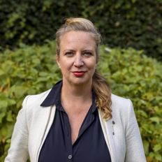 Sanne Hille-Knoester