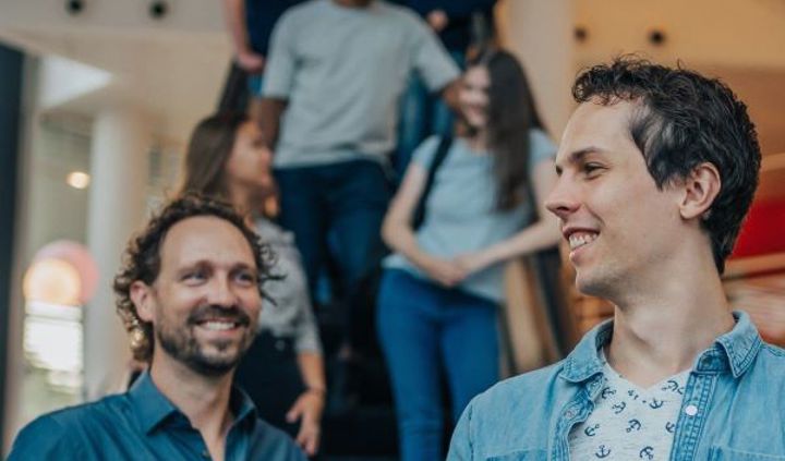 Studenten volgen een hbo-master aan Hogeschool Inholland