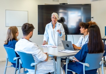 Samen leren, samen zorgen: simulatieonderwijs in oncologische zorg