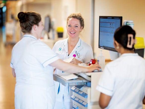 Deeltijdstudenten werken en leren bij Hogeschool Inholland