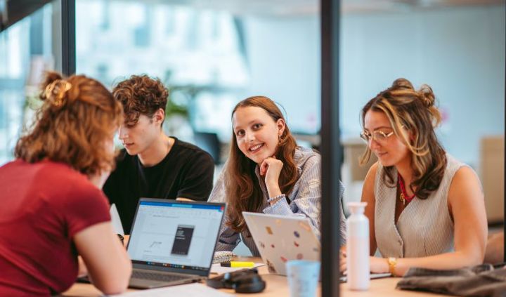 Bekijk de collegegeldtarieven