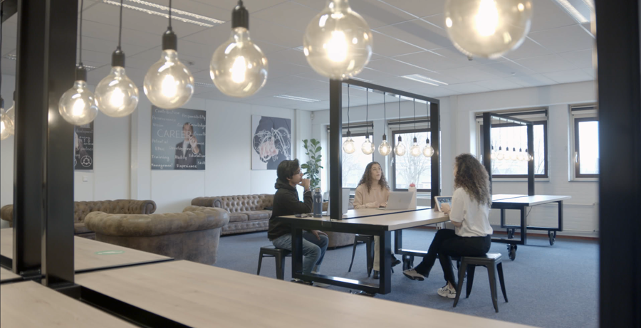 Kiki, geïnterviewde