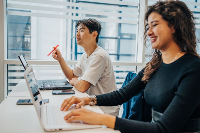 Zo werkt switchen naar een opleiding bij Hogeschool Inholland