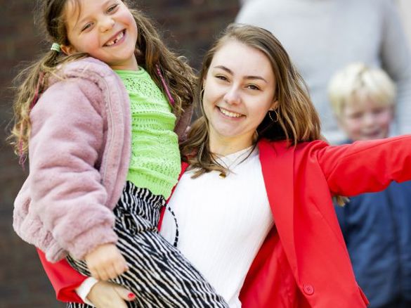 Draag met onze opvoedkundige opleidingen bij aan de ontwikkeling van een kind