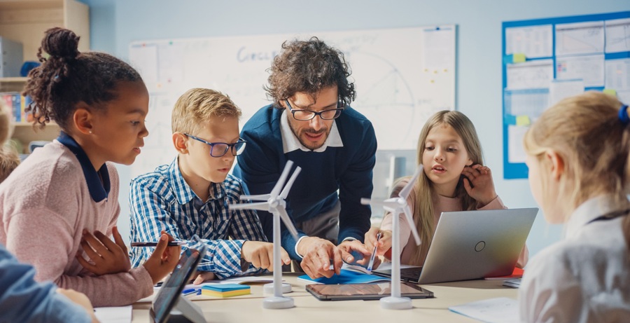 Waarom kies je voor een post-hbo opleiding Onderwijs en Pedagogiek bij Inholland Academy?