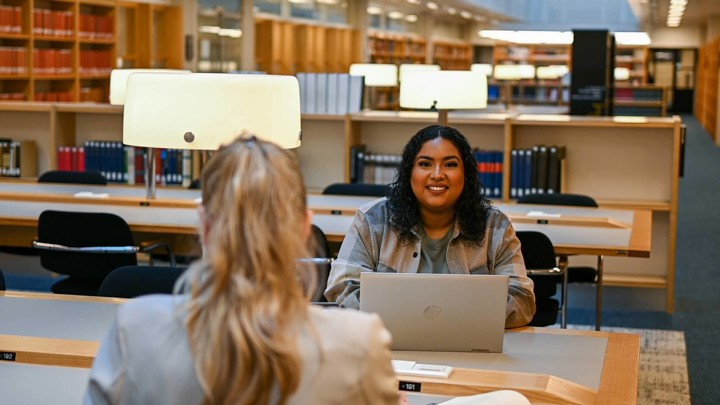 International students look for student accommodation in the Netherlands before their study at Inholland